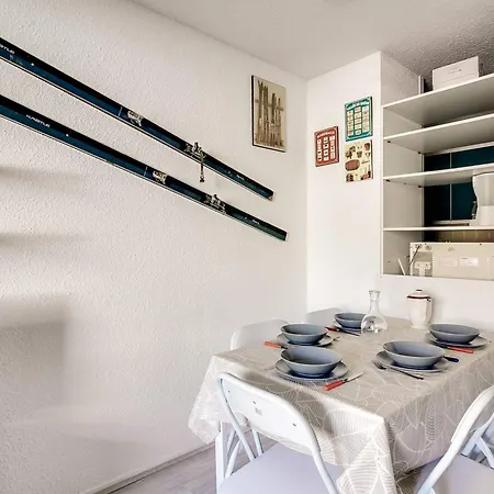 Pour 5 A - Proche Des Pistes, Balcon, Casier A - Fr-1-404-128 * La Mongie