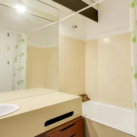 Appartement Pour 5 A - Proche Des Pistes, Balcon, Casier A - Fr-1-404-128 *